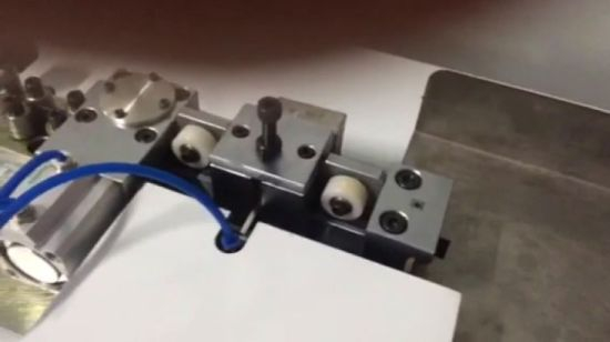 Machine de découpe automatique pour la règle en acier