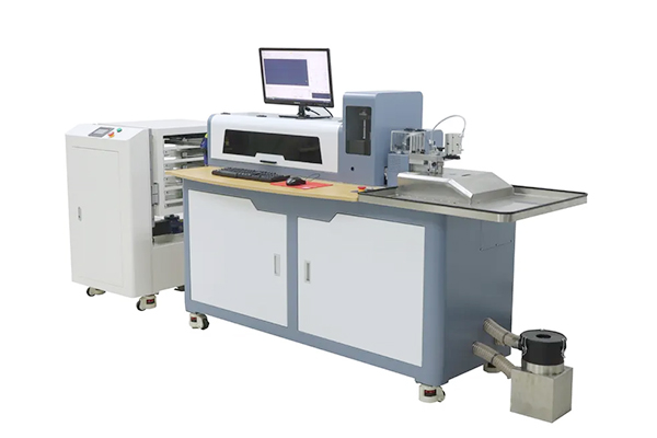 Machine de cintreuse en acier