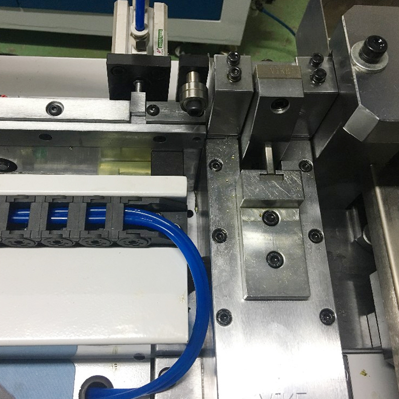 Règle de règne automatique Machine de coupe de ligne de pâte pour découper